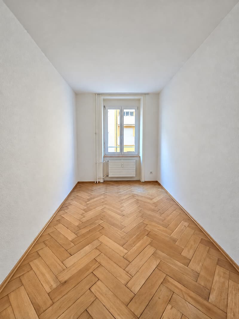 Charmante 4.5-Zimmer-Altbauwohnung in Basel (7)