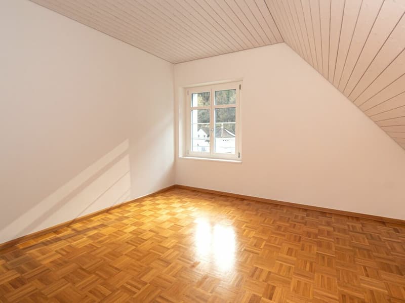 Grosszügige 5.5-Zimmer-Maisonette-Dachwohnung (6)