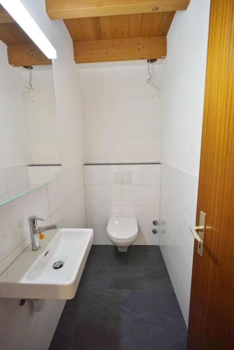 Charmante Dachgeschosswohnung mit Gartenanteil (6)
