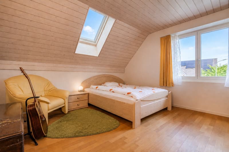 Charmantes Einfamilienhaus mit Garten & Carport (15)