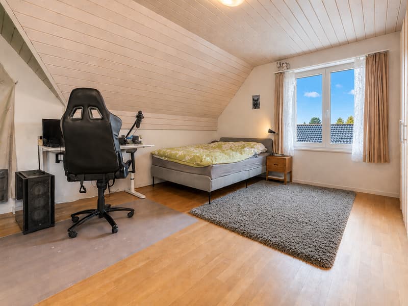 Charmantes Einfamilienhaus mit Garten & Carport (13)