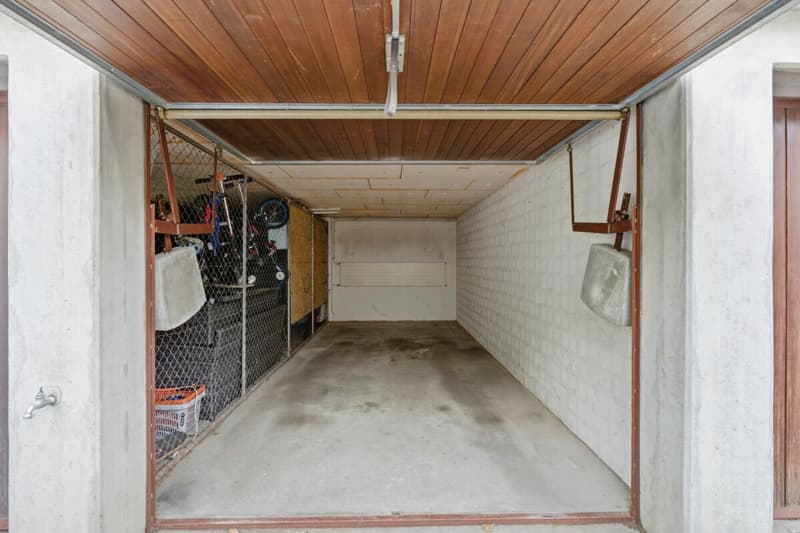 Heimelige 2.5 Z' Dachwohnung mit Garage und Balkon (10)