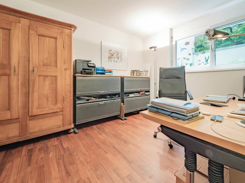 Appartamento Maisonette 4.5 Locali con Giardino da Sogno, Collegamento Ascensore Interno + Molta Privacy (9)