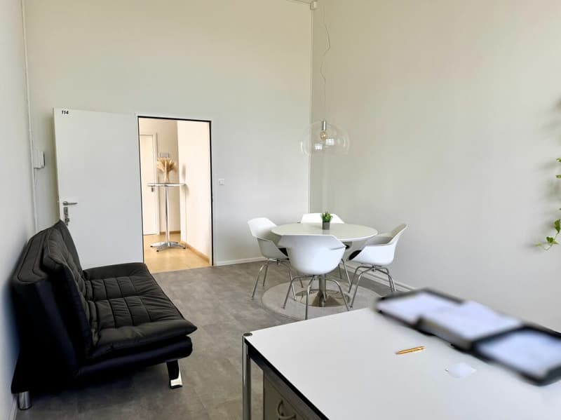 130 m² Büroräumlichkeit inkl. Parkplätze zu Vermieten (10)