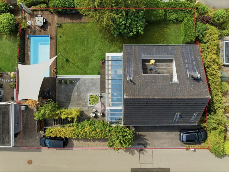 Wohnen mit Weitblick: Stilvolles, freistehendes 6.5 Z' EFH mit Pool (12)