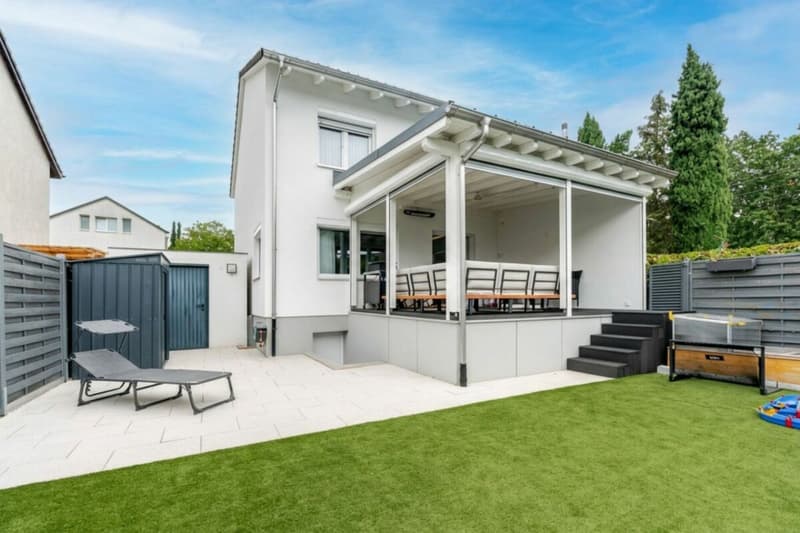 Renovierte 4.5 Z' Doppelhaushälfte mit Garage, Veranda und Hobbyraum (10)