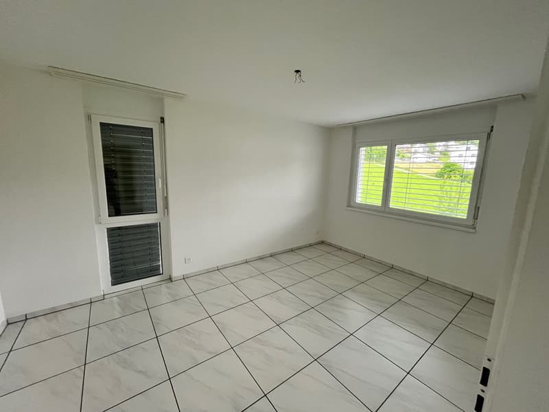 4.5 Zimmer Erdgeschosswohnung (8)