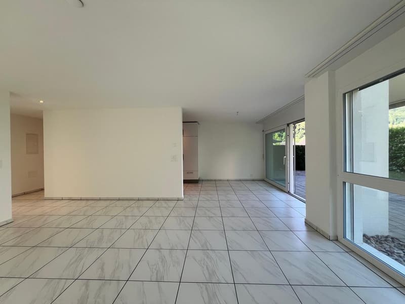 4.5 Zimmer Wohnung im Erdgeschosswohnung mit Terrasse (6)