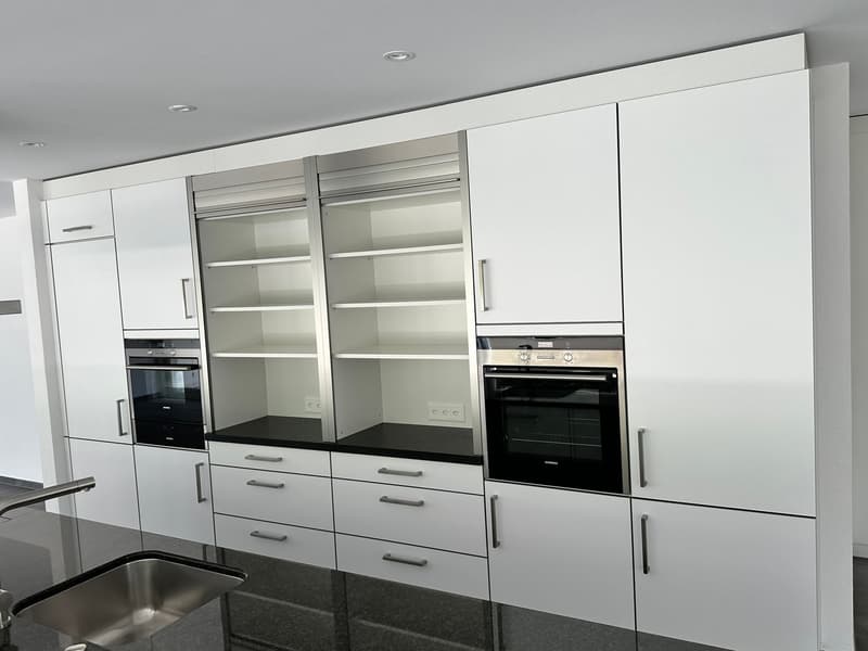 Top moderne 4.5-Zimmer-Dachwohnung ca. 175m2 mit grossem Balkon (3)