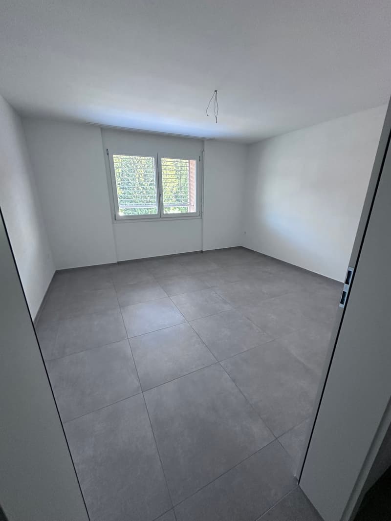 Frisch sanierte, moderne 3 Zimmer Wohnung mit Balkon – sofort verfügbar! (6)