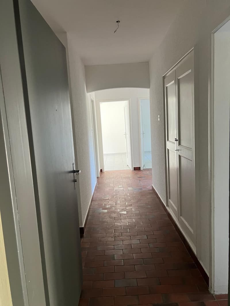 Helle 3.5-Zimmer-Wohnung mit Balkon in Grenchen (9)