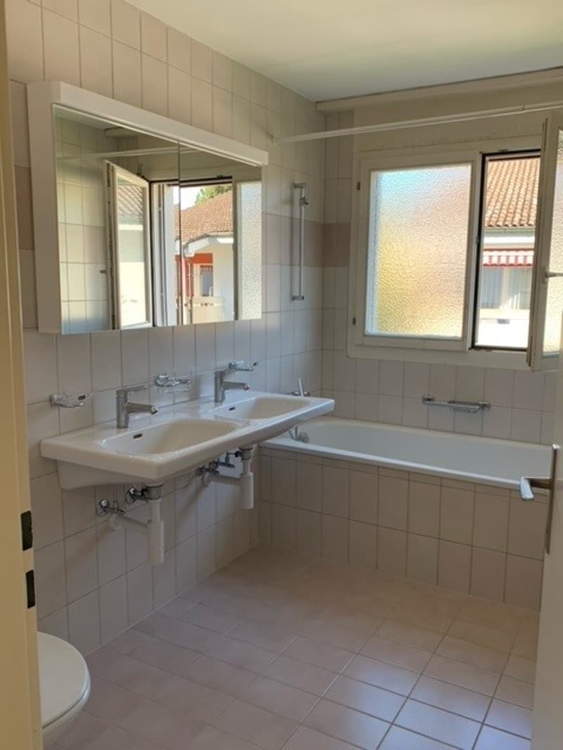 Schöne, grosszügige 3.5 Zimmer Wohnung mit neuer Küche (18)