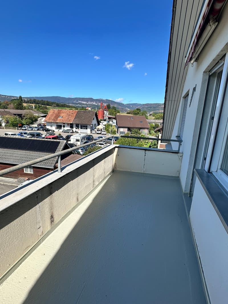 Grosszügige 3.5 Zimmer Dachgeschosswohnung (9)