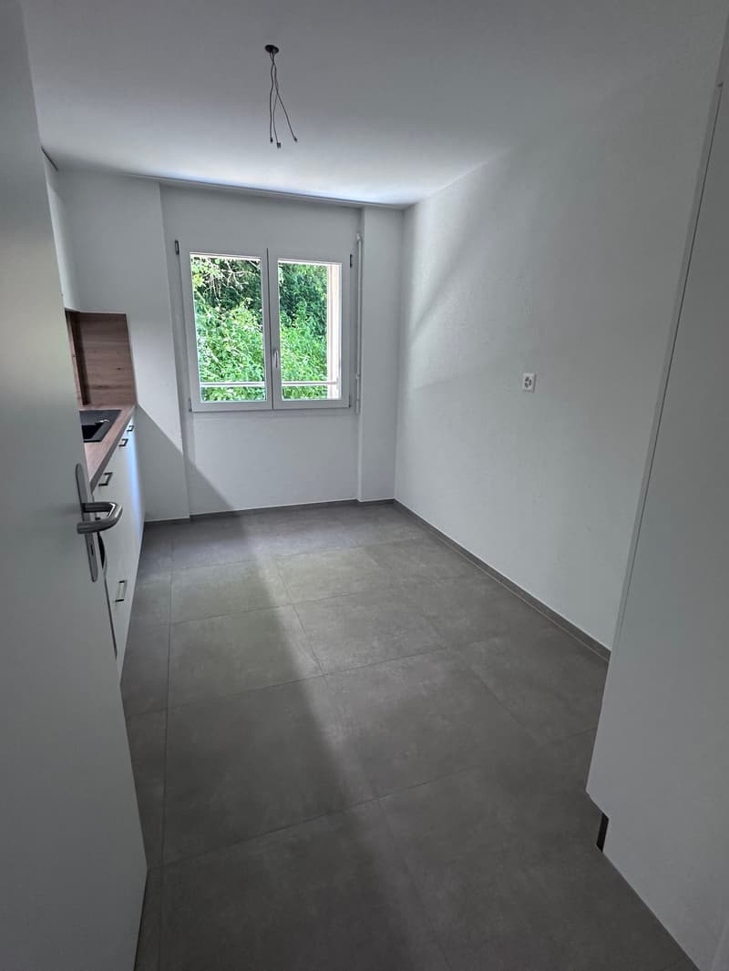 Sofort verfügbar! - frisch sanierte 3 Zimmer Wohnung mit Balkon (2)