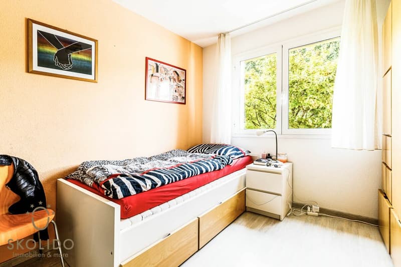 Edificio residenziale con tre appartamenti vacanza e giardino ad Ascona (31)