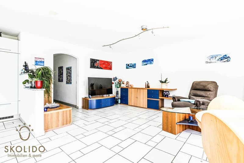 Edificio residenziale con tre appartamenti vacanza e giardino ad Ascona (8)