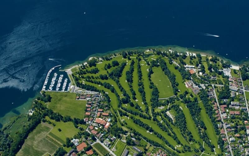 Edificio residenziale con tre appartamenti vacanza e giardino ad Ascona (62)