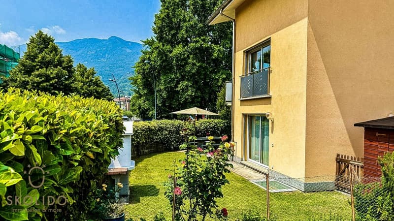 Edificio residenziale con tre appartamenti vacanza e giardino ad Ascona (14)