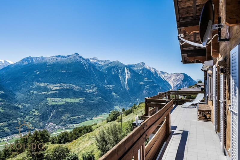 Gepflegtes und modernisiertes Chalet mit Einliegerwohnung und Traumausblick (25)