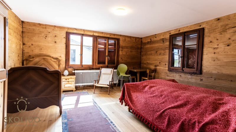 Village shop, large restaurant with terrace, duplex apartment, garages, and building land in the heart of Mund (30)
