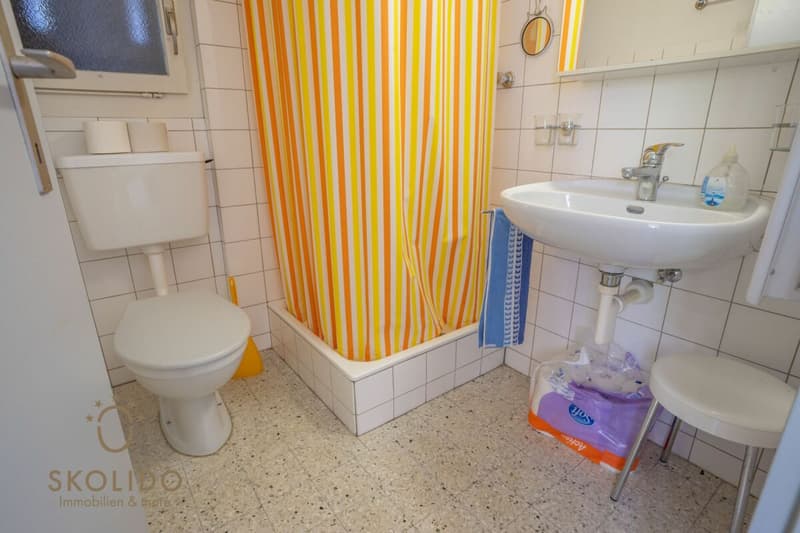 Idyllisches Chalet in mitten der schweizer Alpen mit Umschwung (26)
