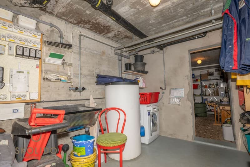 Idyllisches Chalet in mitten der schweizer Alpen mit Umschwung (27)