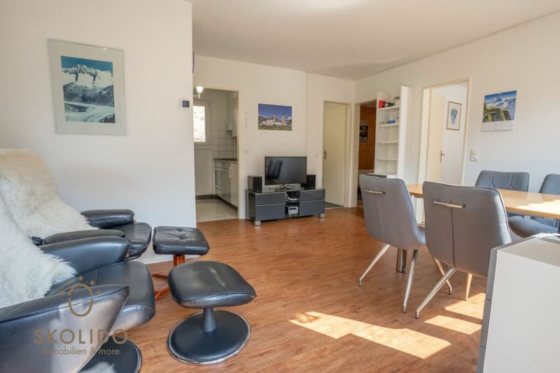 Idyllisches Chalet in mitten der schweizer Alpen mit Umschwung (6)