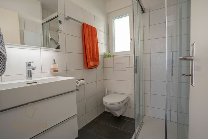 Idyllisches Chalet in mitten der schweizer Alpen mit Umschwung (11)