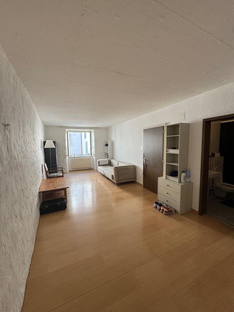 2.5 Zimmerwohnung mitten in der Altstadt (2)