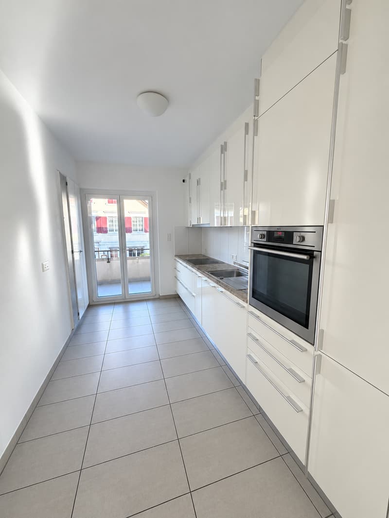 Helle 3.5-Zimmerwohnung mit zwei Balkon in Zuchwil – sofort verfügbar! (7)
