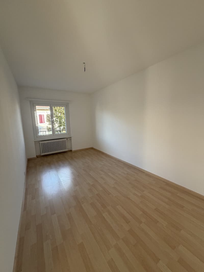 Helle 3.5-Zimmerwohnung mit zwei Balkon in Zuchwil – sofort verfügbar! (5)