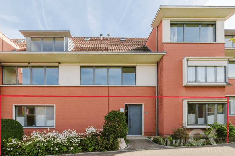 Grosszügige 5-Zimmer-Gartenwohnung in Oberwil - Wohnen mit Stil, Raum und Natur (2)