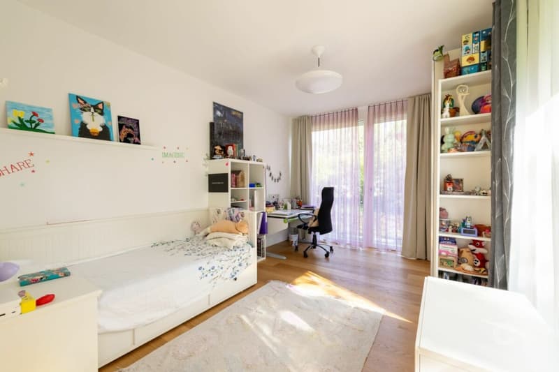 Exklusive Gartenwohnung an bester Lage in Bottmingen! (19)