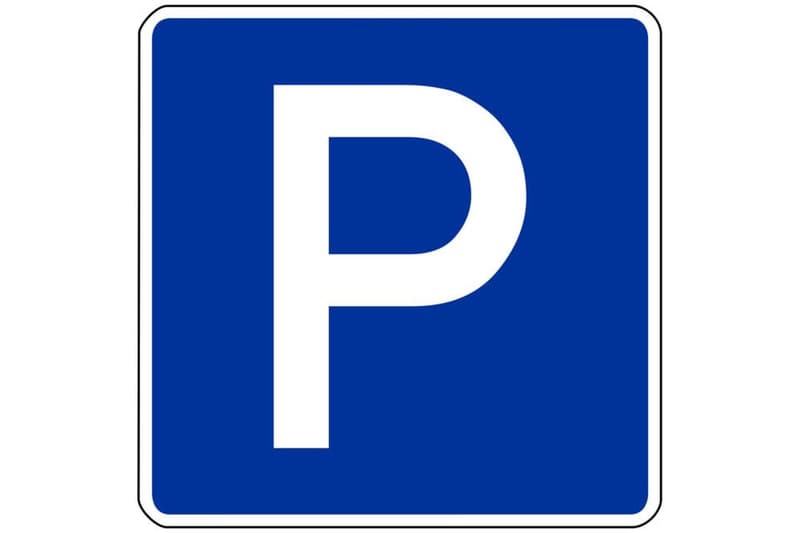 Parkplätze in der Einstellhalle (1)