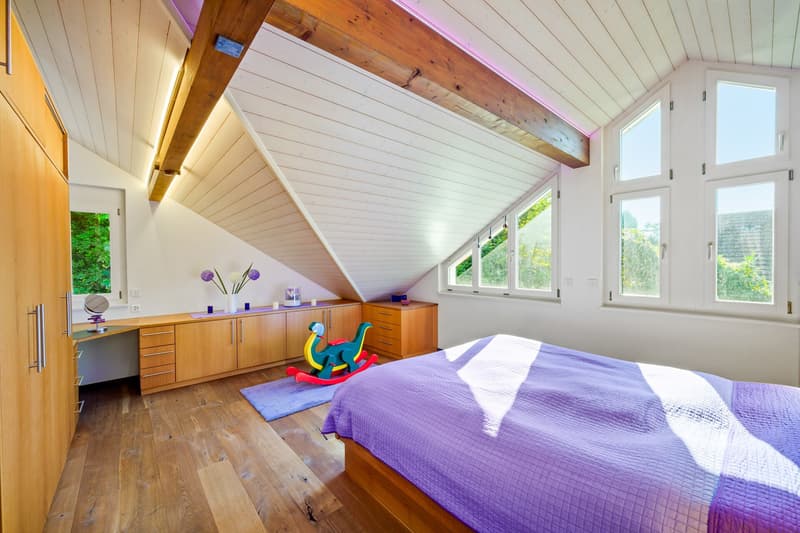Schlafzimmer 1