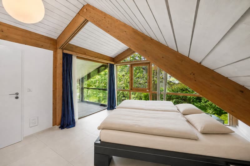 Hauptschlafzimmer mit Loggiazugang