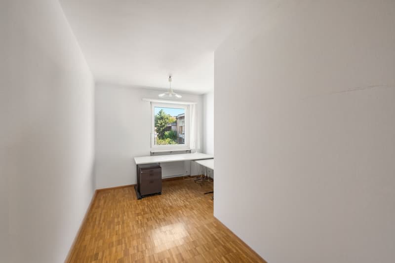Schlafzimmer 4