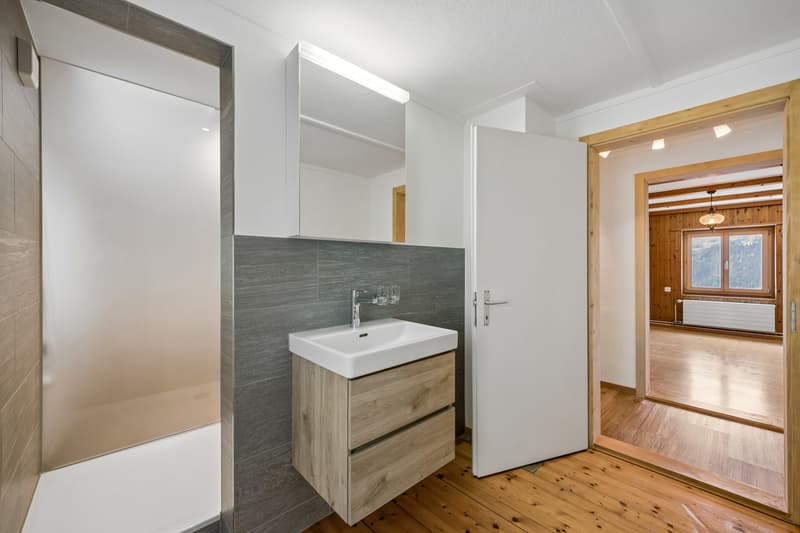 OG Badezimmer 1