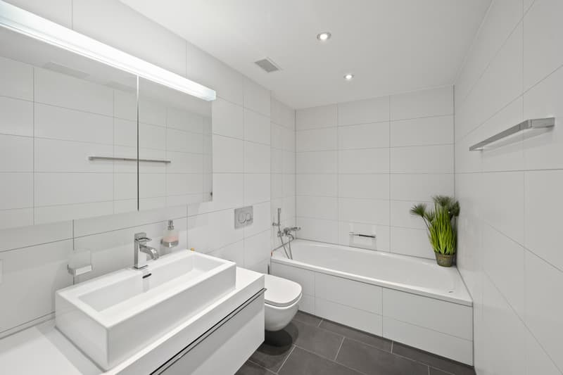 Badezimmer mit Badewanne