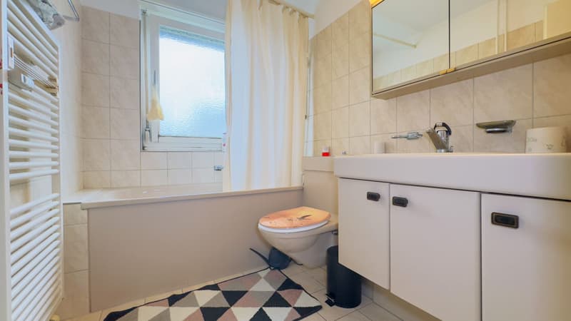 Renovierte 6.5 Zimmer Wohnung in Bülach (8)