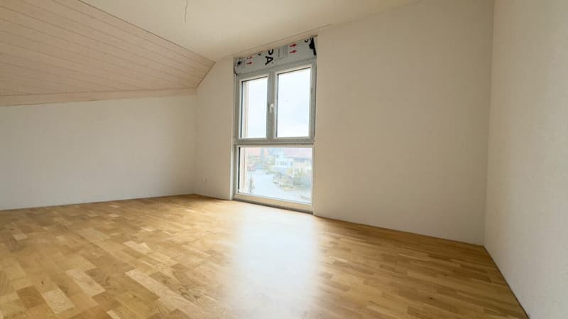 Affordable semi-detached house in central location (8)