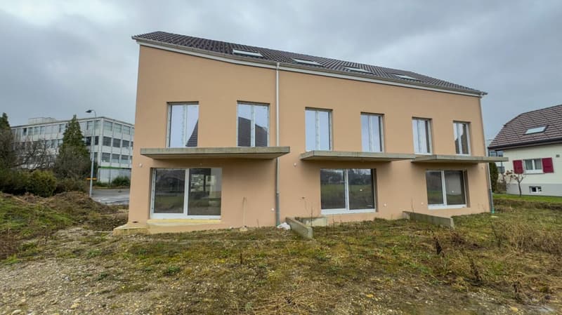 Affordable semi-detached house in central location (2)
