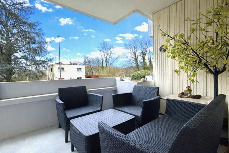Charmante 2.5 Zimmer Wohnung an perfekter Lage (9)