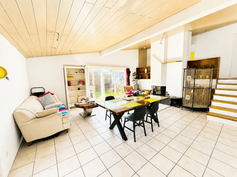 5.5-Zimmer-Einfamilienhaus in ruhigem, sonnigem und familienfreundlichem Quartier (2)