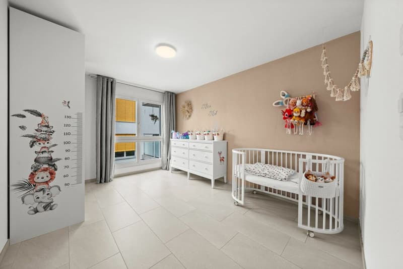 4 1/2 Zimmer- Wohnung im ersten Geschoss (11)
