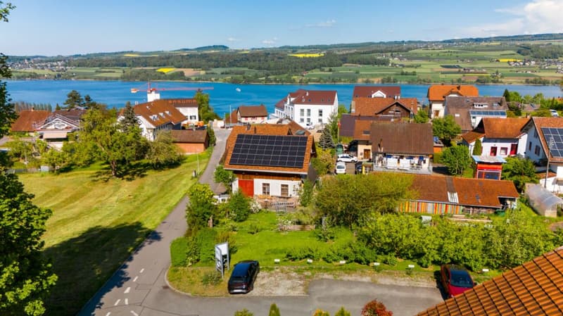 Bauland an guter Lage Wohn- und Gewerbezone mit Seesicht (2)
