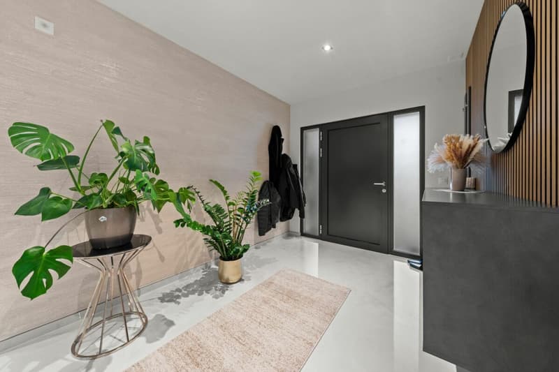 Luxuriöses 7.5 Zimmer  Einfamilienhaus mit viel Platz (13)