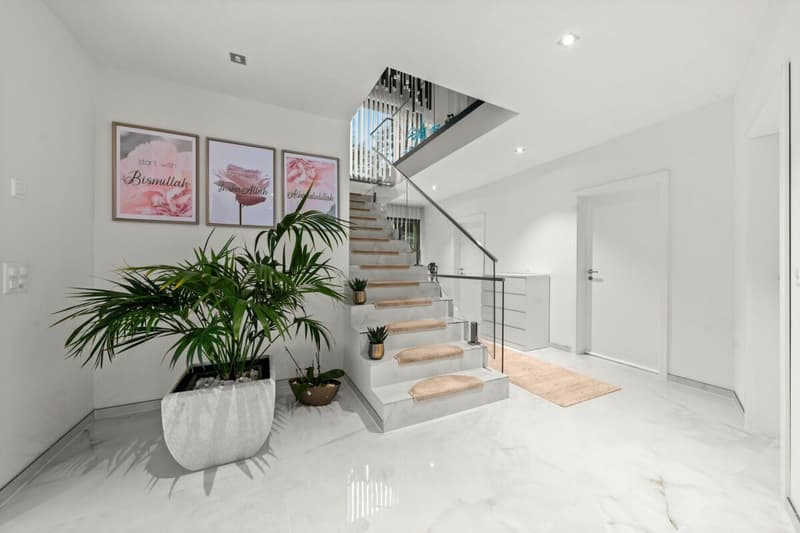Luxuriöses 7.5 Zimmer  Einfamilienhaus mit viel Platz (11)