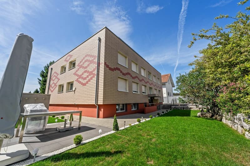 Einziehen und wohlfühlen - 4.5 Zimmer-Attikawohnung mit Weitblick! (2)