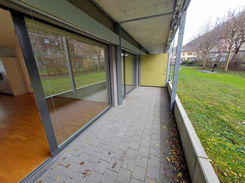 Moderne 2.5 Zimmer Minergiewohnung mit 16 m2 Balkon & Option auf E-Ladestation (8)